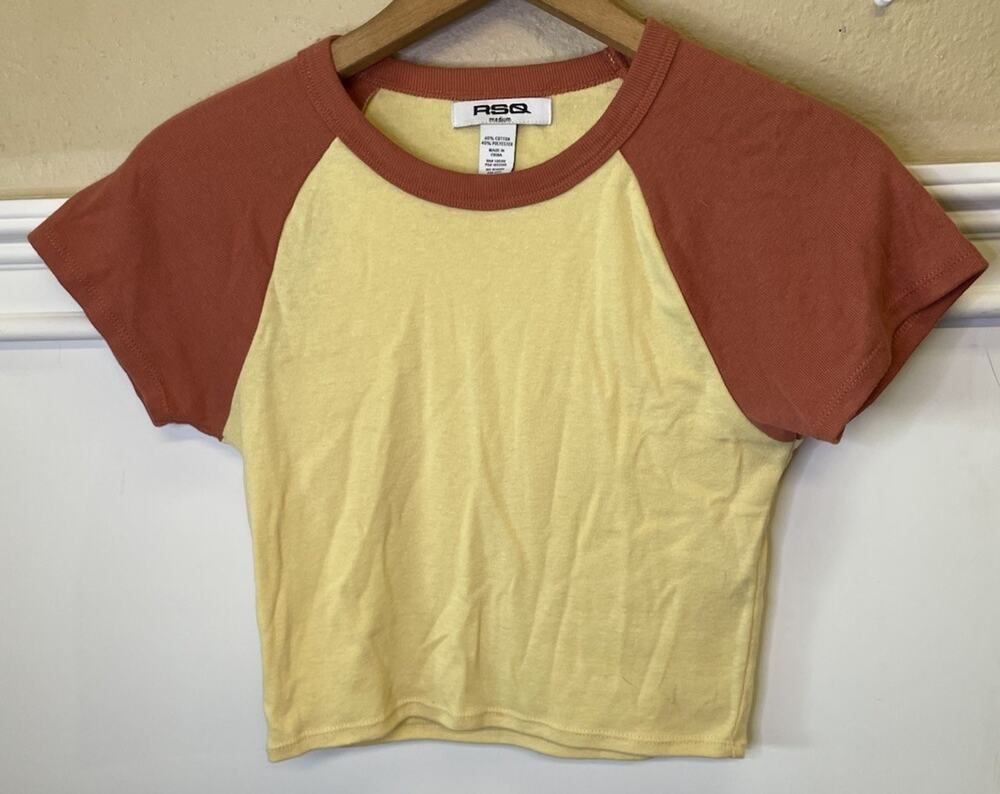 RSQ Shirt Womens Medium Yellow Rust Raglan Short Sleeve Crop Top Baby Tee Crew